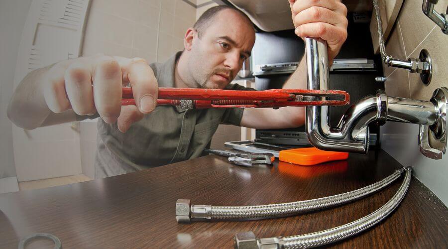 Professional emergency plumbing in Helmsburg, IN